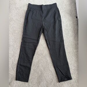 Who What Wear Women’s Charcoal Pinstripe Pants size 12